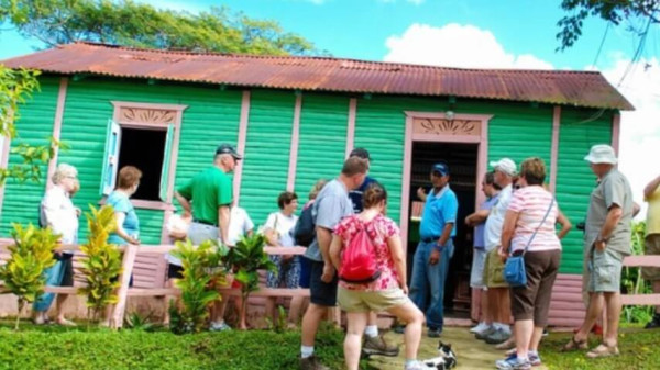 Dominican Countryside Culture and City Tour